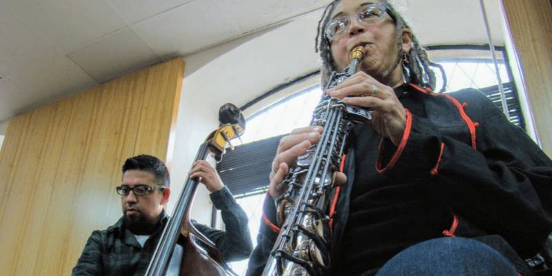 Clarinetist Su Terry is a frequent guest of The Jazz Society Café
