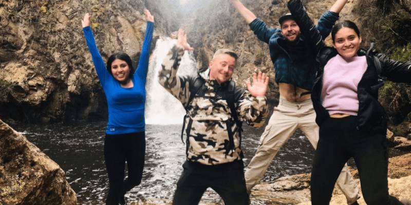 Oña Waterfalls with Friends