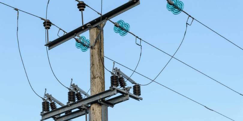 Tercera Edad Benefits Promises and Reality - Electricity