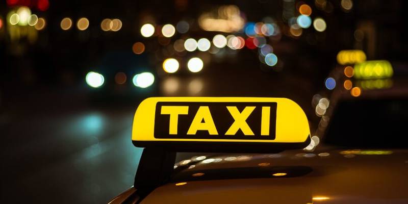 Taxi